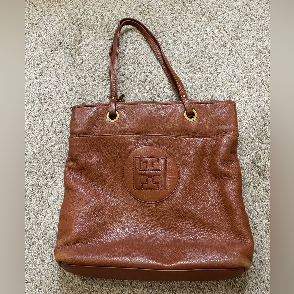 Tommy Hilfiger Pebbled Leather Tote Bag Cognac Brown Shoulder Logo Navy Lined